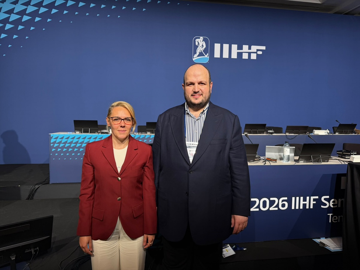 Merve Tunalı, IIHF yönetim kuruluna seçilerek Türkiye'ye ilk temsili kazandırdı
