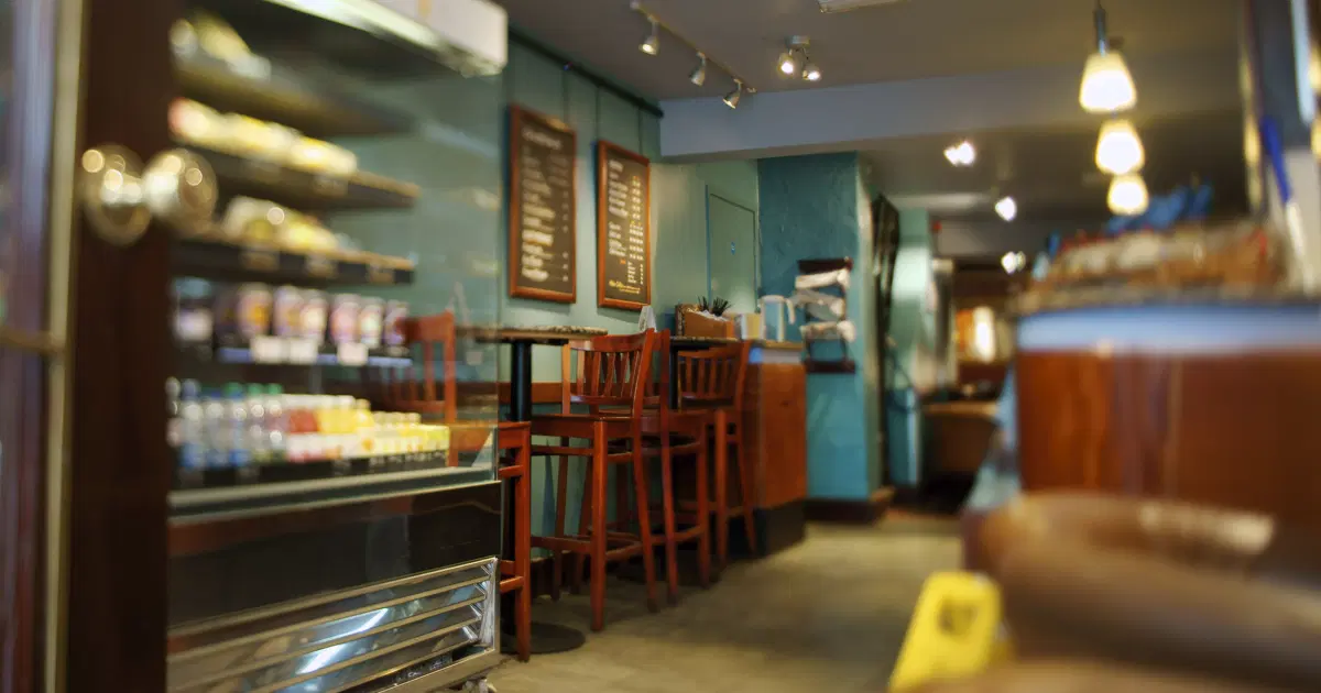 Starbucks masada oturma için alışveriş şartı getiriyor