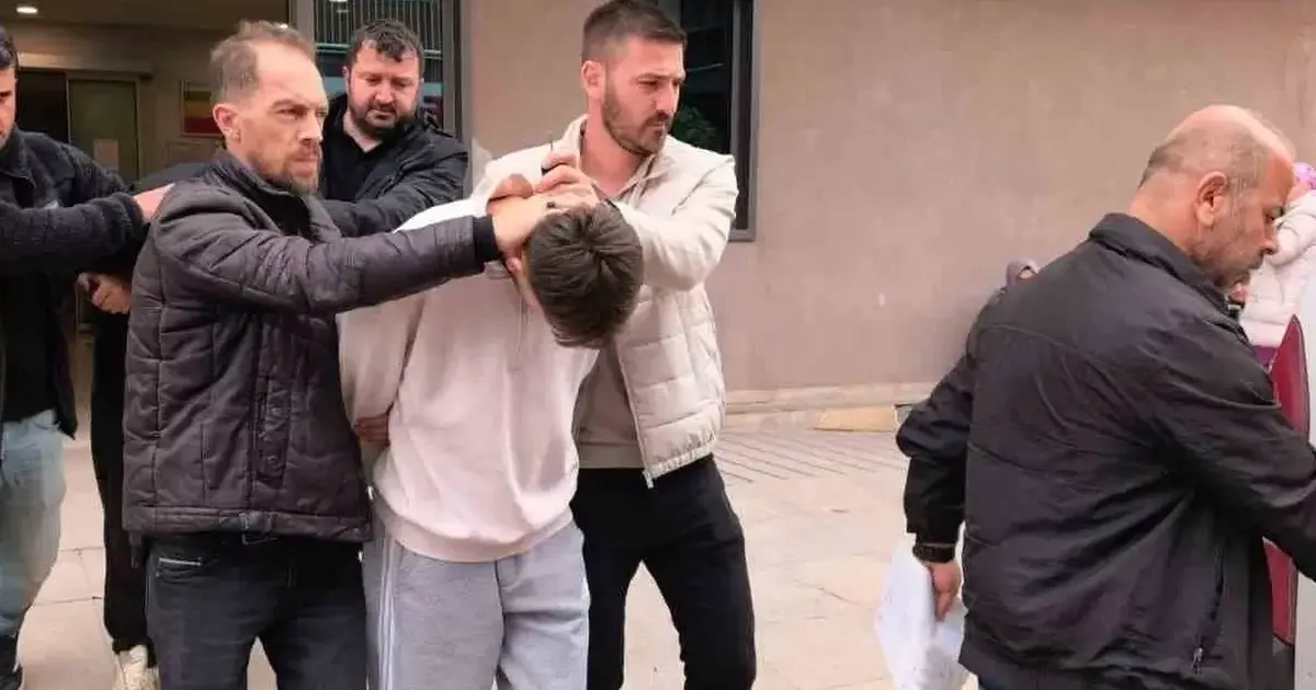 Kız meselesi kavgasında arkadaşını kalbinden bıçaklayan genç, adliyeye sevk edildi