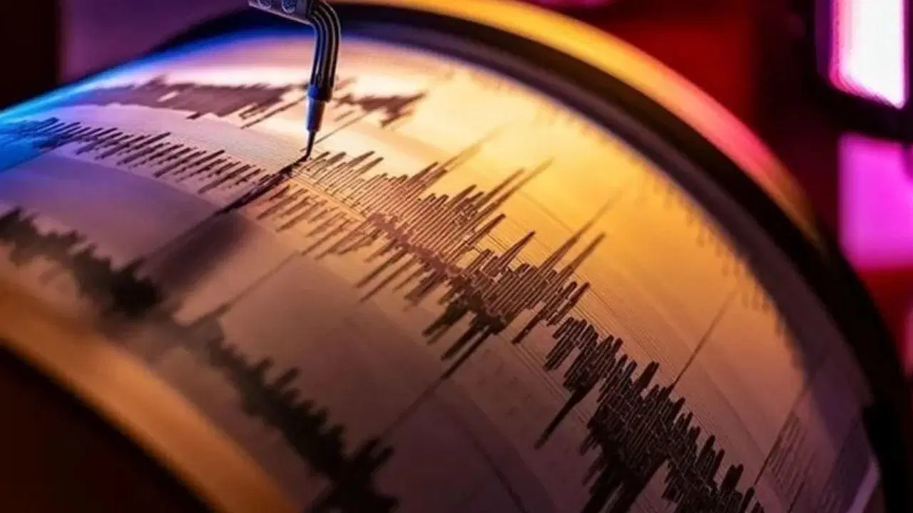 Son dakika depremler! Deprem mi oldu? 4 Ekim 2026 nerede, ne zaman deprem oldu?