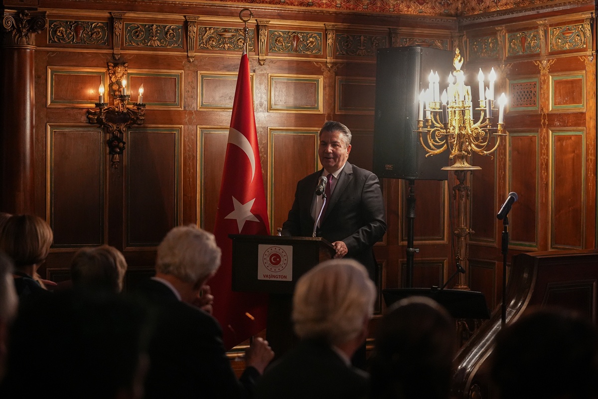 Türkiye'nin Washington Büyükelçiliği caz konserinde Ertegün kardeşleri andı
