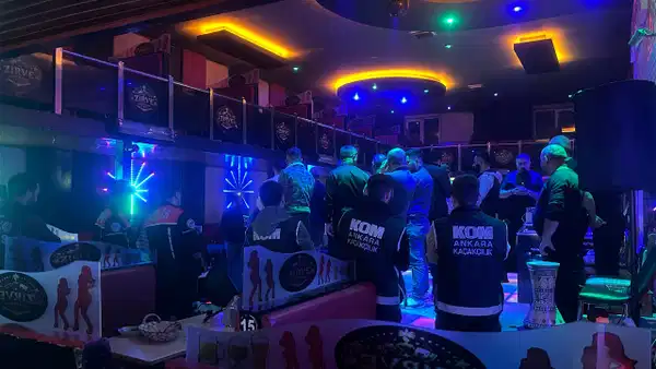 Ankara Polatlı'da eğlence mekanlarına baskın: 68 gözaltı