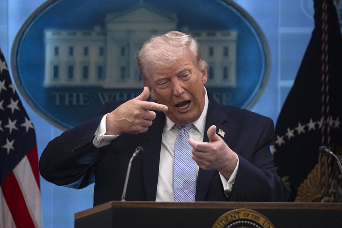 Trump'ın ara seçim öncesi İran planı deşifre oldu! Pentagon'dan saldırı seçenekleri istendi