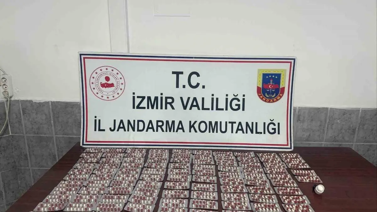 İzmir’de jandarmadan uyuşturucu operasyonu