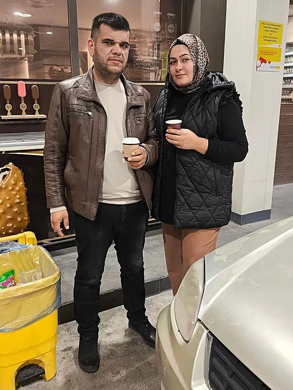 Şarkikaraağaç'ta kan donduran olay! Eşini sokak ortasında pompalı tüfekle vurdu