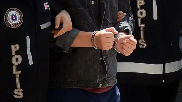 İstanbul’da 'El-Kaide' ve 'IŞİD' operasyonları: 14 kişi gözaltına alındı