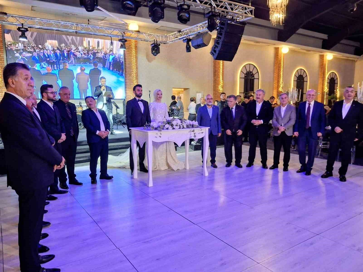 Beyza Ejder ile Enes Dağ'ın nikahını Büyükkılıç kıydı, Kayseri protokolü katıldı
