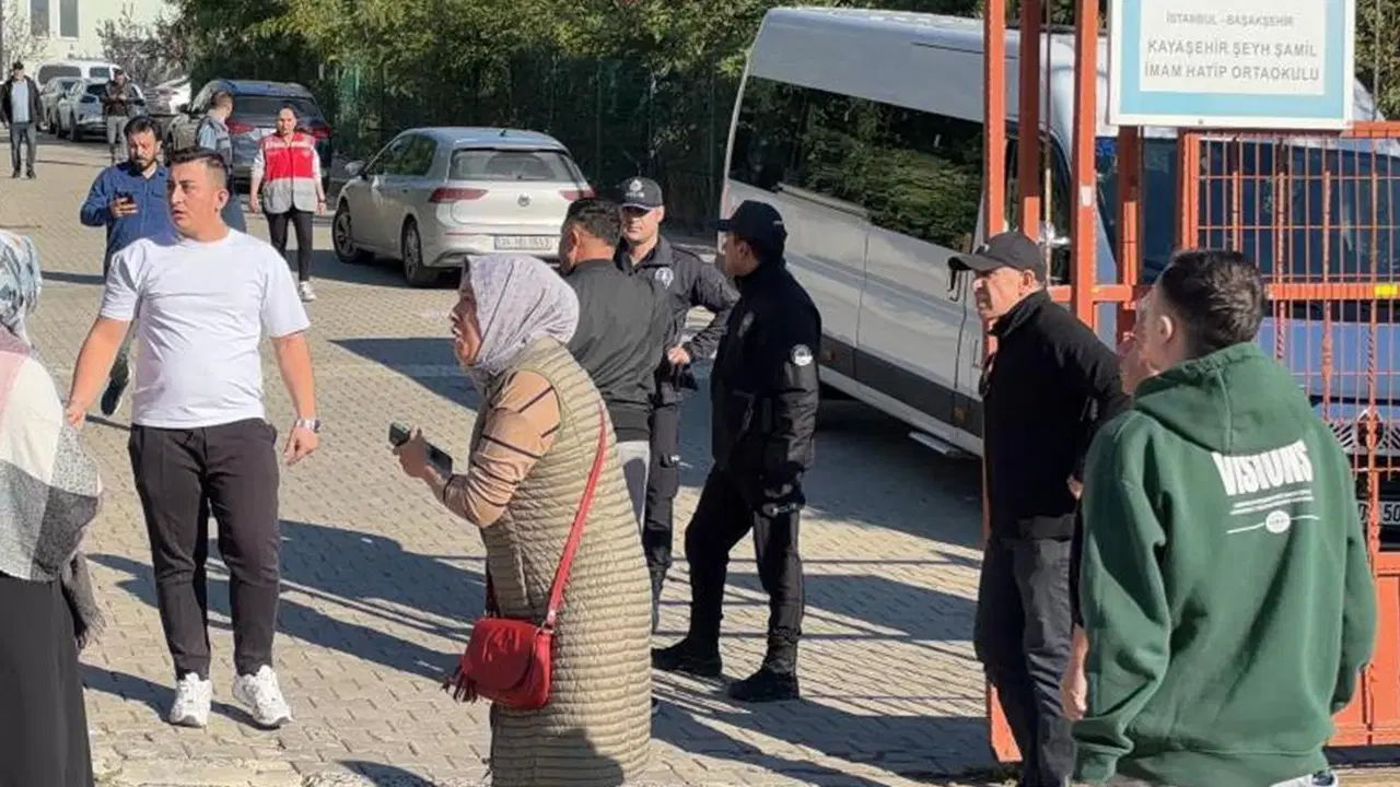 1 öğrenci hayatını kaybetmişti... İstanbul Başakşehir'de ortaokula saldıran lise öğrencisi hakkında yeni ayrıntılar: 'Telegram' iddiası!