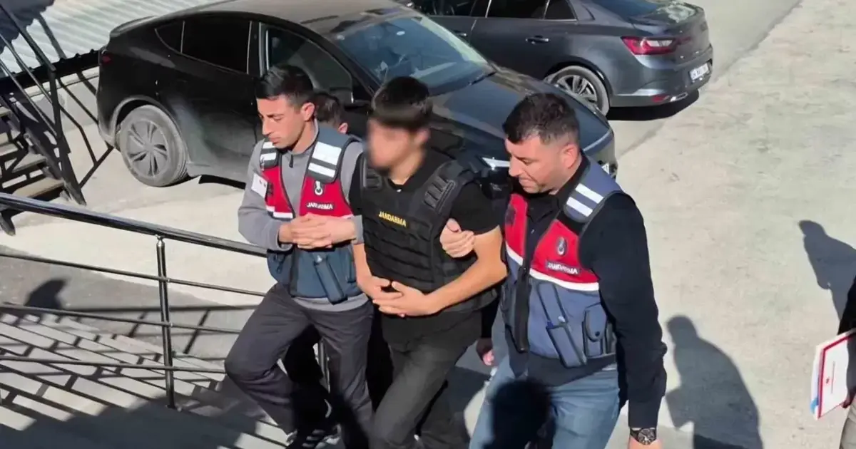 Amcasını silahla vurarak öldüren çocuk tutuklandı