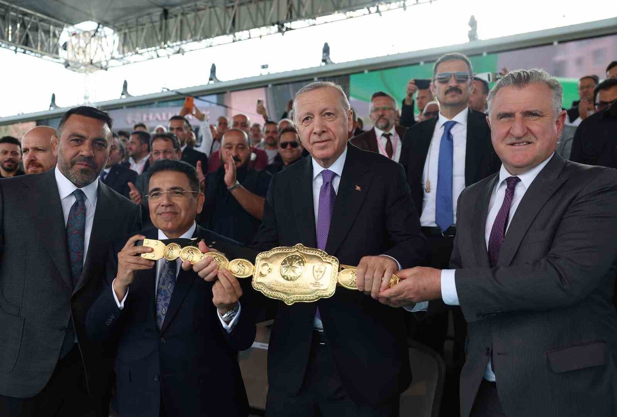 57 yıl sonra er meydanında büyük final! Cumhurbaşkanı Erdoğan da tribündeydi