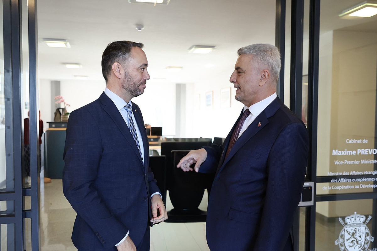 Bolat, Brüksel'de Prevot ile görüştü: Hedef 15 milyar dolar