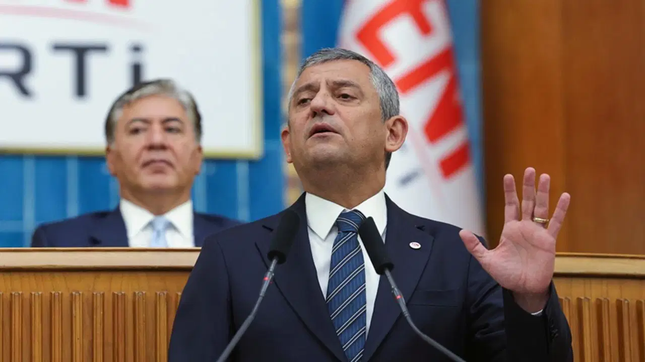 Özgür Özel grup toplantısında 'fon vurgunu'nu anlattı: 'Erdoğan sen bu işin tam ortasındasın!'