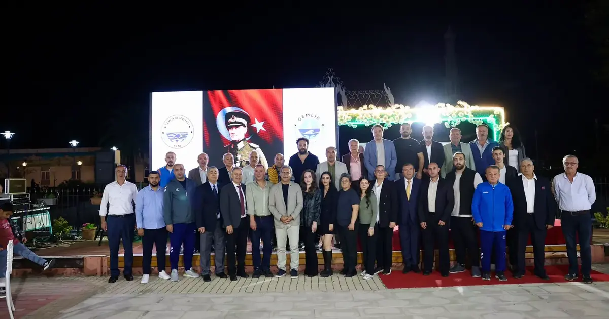 Gemlik Belediyespor Kulübü'nde birlik ve beraberlik gecesi