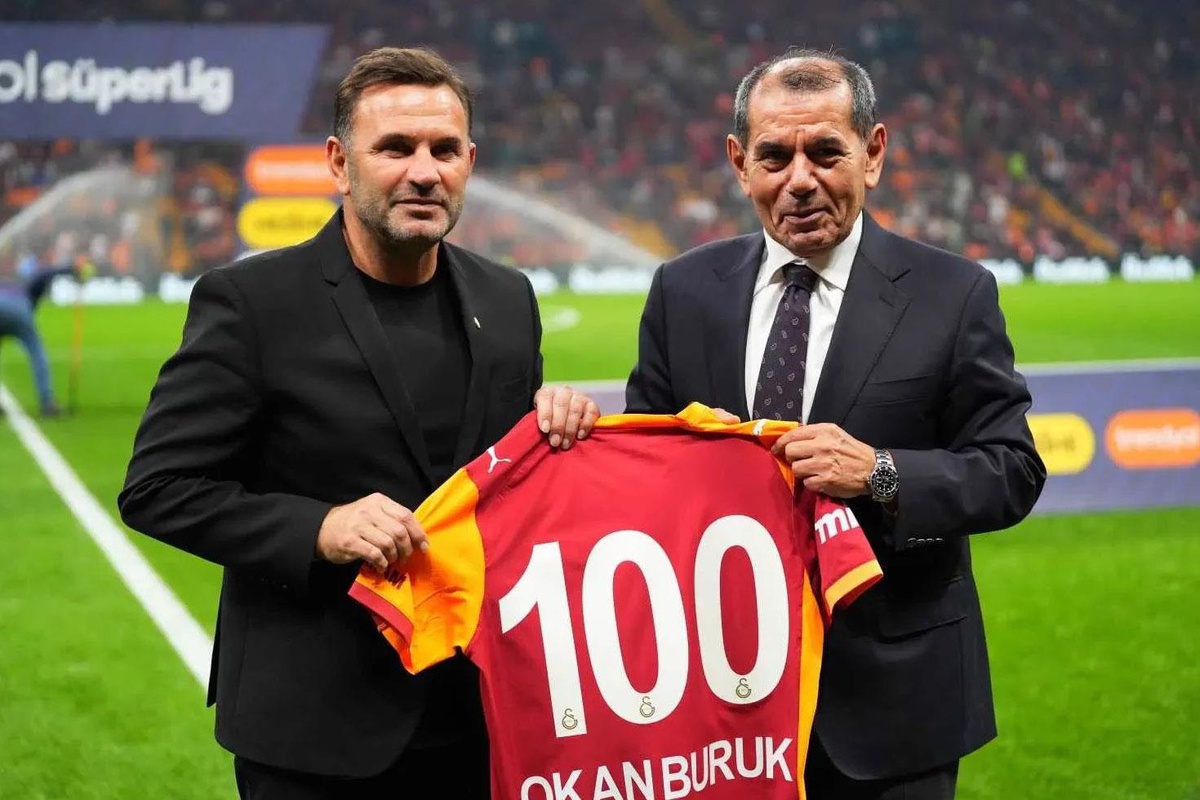 Galatasaray'da Okan Buruk kararı! Dursun Özbek canlı yayında duyurdu