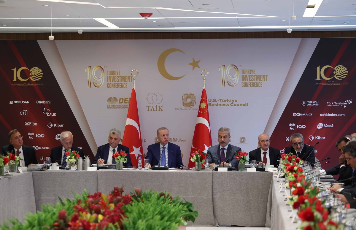 Cumhurbaşkanı Erdoğan: ABD ile 100 milyar dolarlık ticaret hacmi hedefimize kısa sürede ulaşacağımıza inanıyorum