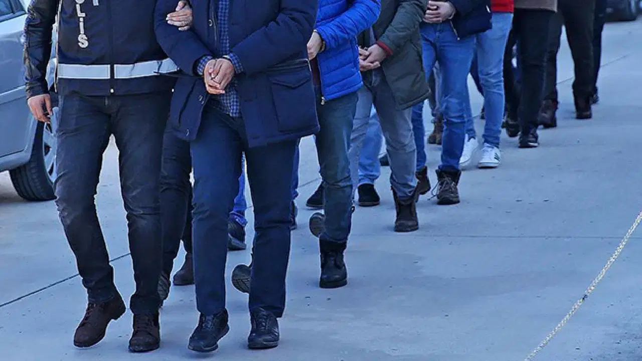 9 ilde FETÖ'nün askeri mahrem yapılanmasına operasyon