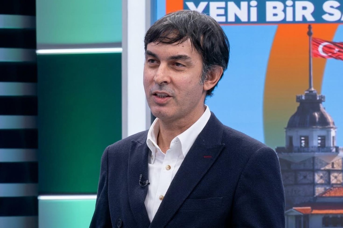 Halk TV yazarı Gazeteci Bahadır Özgür gözaltına alındı