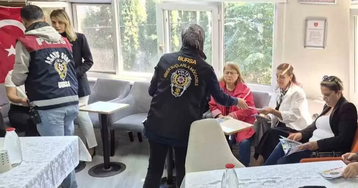 Bursa’da emeklilere siber suçlara karşı farkındalık eğitimi verildi