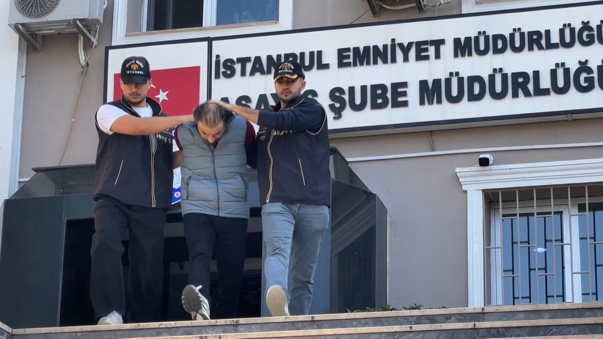 12 yıldır kırmızı bültenle aranan firari Büyükçekmece'de yakalandı! Günahı çok büyük