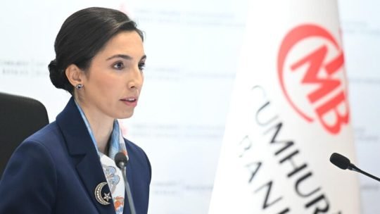 hafize-gaye-erkan-bankacilarla-bulustu