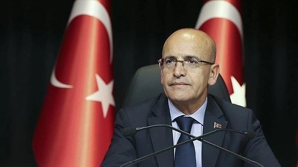 Bakan Mehmet Şimşek, hizmetlerin vergilendirilmesi gerektiğini ifade etti.