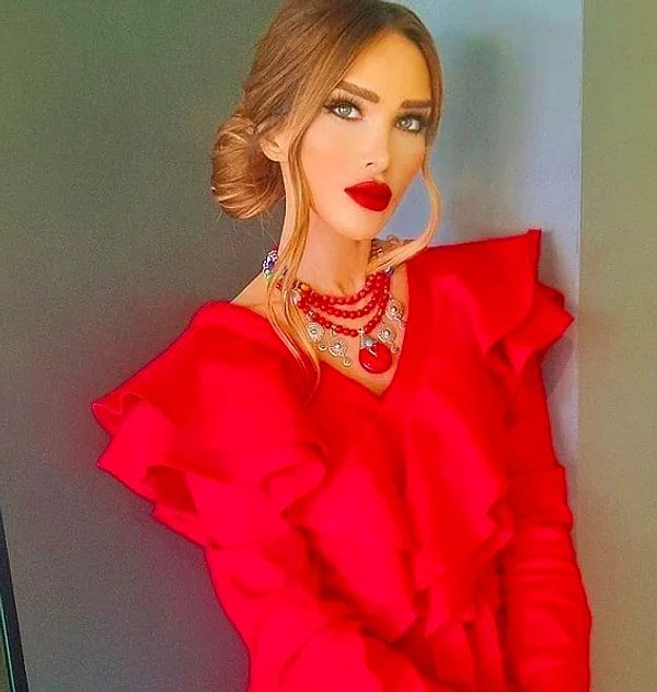 Ekrem İmamoğlu’nun gözaltına alınmasına ve ardı ardına gelen yasaklara tepkiler büyürken, Seren Serengil'den dikkat çeken bir açıklama geldi.