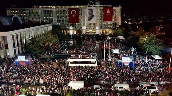 Özgür Özel'in 
