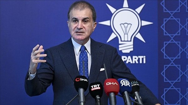 AK Parti Sözcüsü Ömer Çelik, İmamoğlu ve İBB yöneticilerinin gözaltına alınmasıyla ilgili bugün yaptığı açıklamada "Dosyayla ilgili bilgimiz yok" dedi.