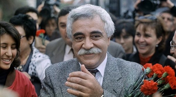 Levent Kırca