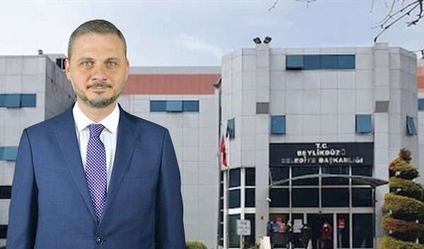 Beylikdüzü Belediye Başkan Vekili Önder Serkan Çebi'nin Mesleği Nedir?