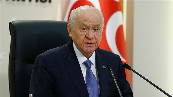 Devlet Bahçeli, CHP Genel Başkanı Özgür Özel’e de tepki gösterdi.