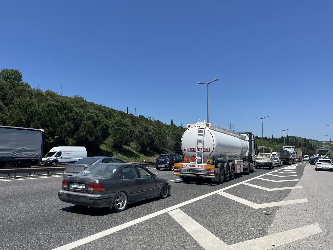 TEM-OTOYOLU-KOCAELI-GECISINDE-KISMI-YOGU_752219_222037