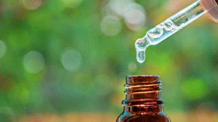 Yazın ter kokmaktan korkmayın Tek damlası deodoranttan daha etkili, kokuyu hapsediyor