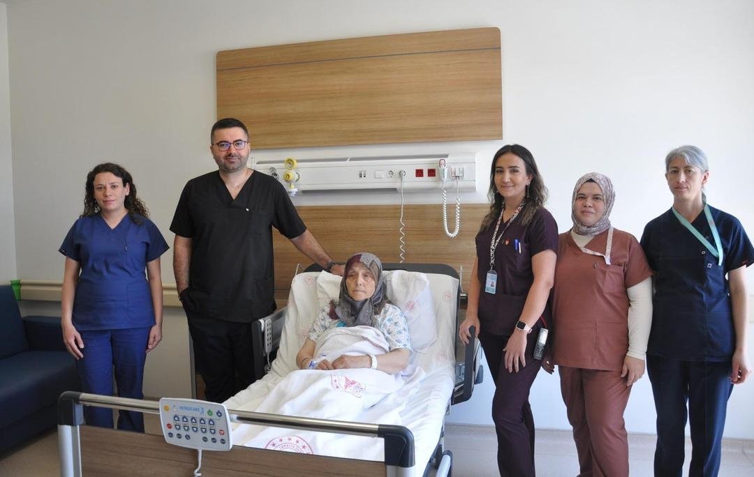 KAMU-HASTANELERINDE-ILK-KEZ-UYGULANAN-YO_781128_230976