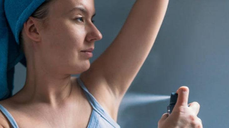 Deodorantı böyle sıkan 72 saat kokmuyor En ideal zamanı buymuş, gün boyu rahatlık