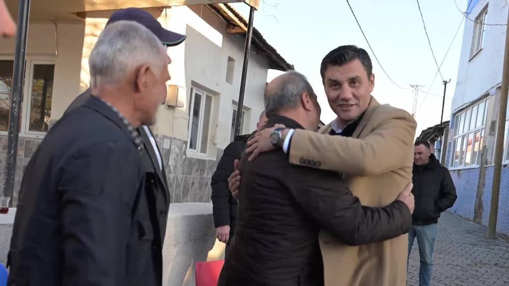 Ferdi Zeyrek için veda mesajı: İyi ki geçtin bu dünyadan