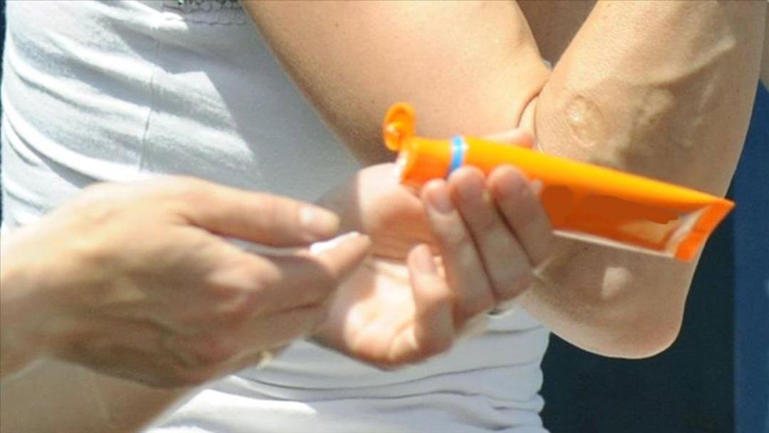 Güneş kremlerinde gizli tehlike: Kimyasal filtrelere dikkat!  Hormon bozucu etki  uyarısı: Uzmanlar uyarıyor... 3