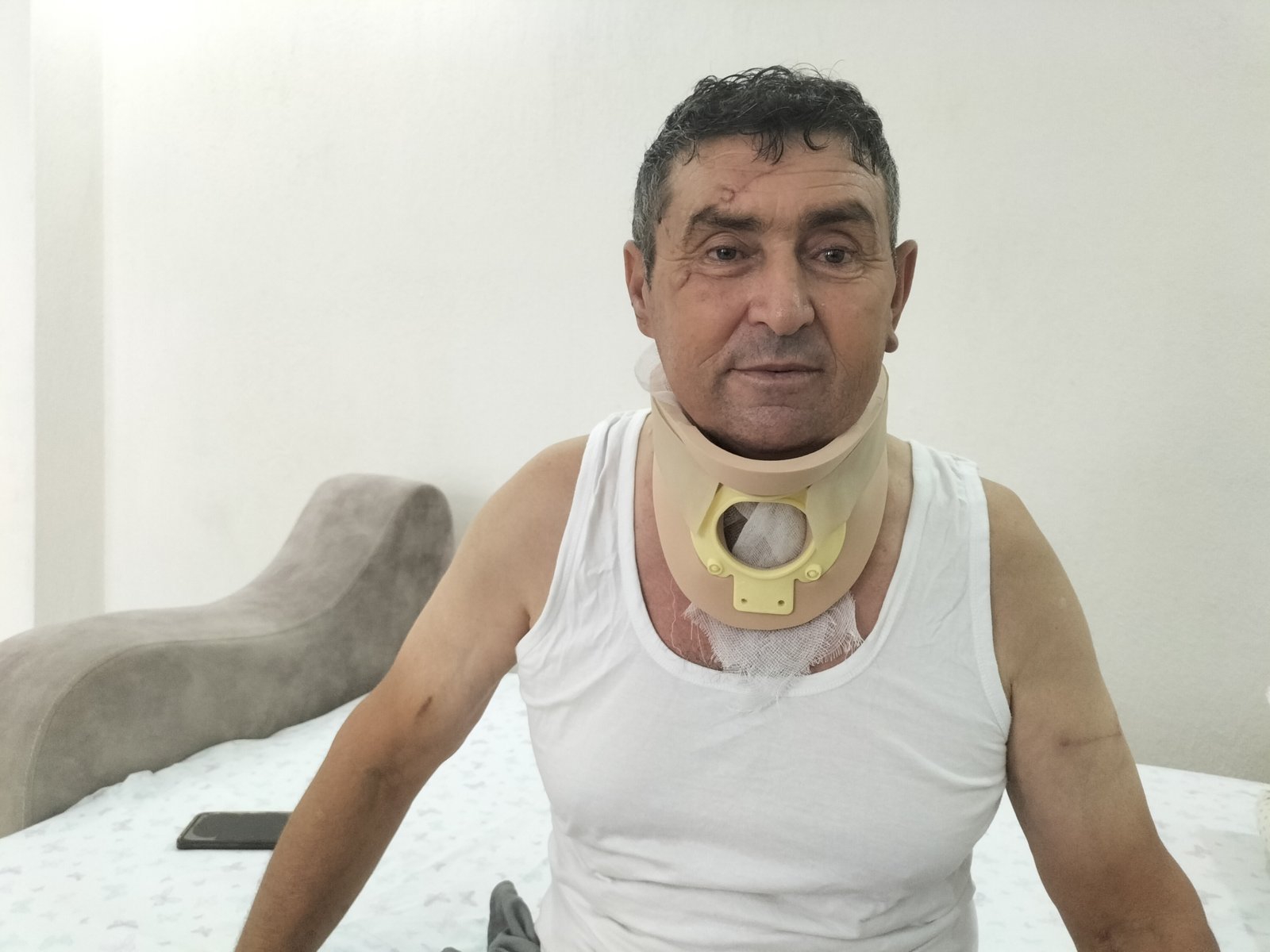 aa-20250730-38702770-38702768-manavgatli-ciftci-kendisini-yaralayan-aslanin-oldurulmesinin-uzuntusunu-yasiyor.jpg