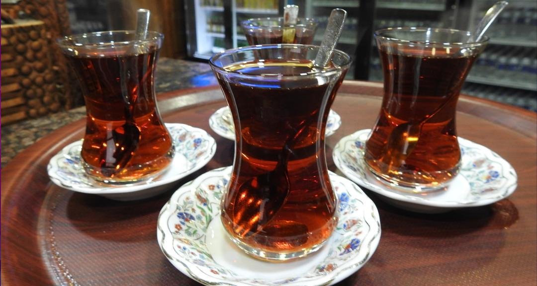 Çay severler dikkat! Demli çayla gelen sessiz tehlike: Aniden hastanelik olmayın! Uzmanlar uyarıyor... 4