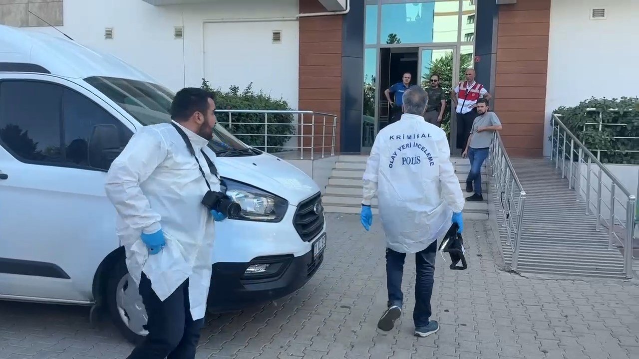su-tahliye-etmek-isterken-akima-kapilan-848490-251600.jpg