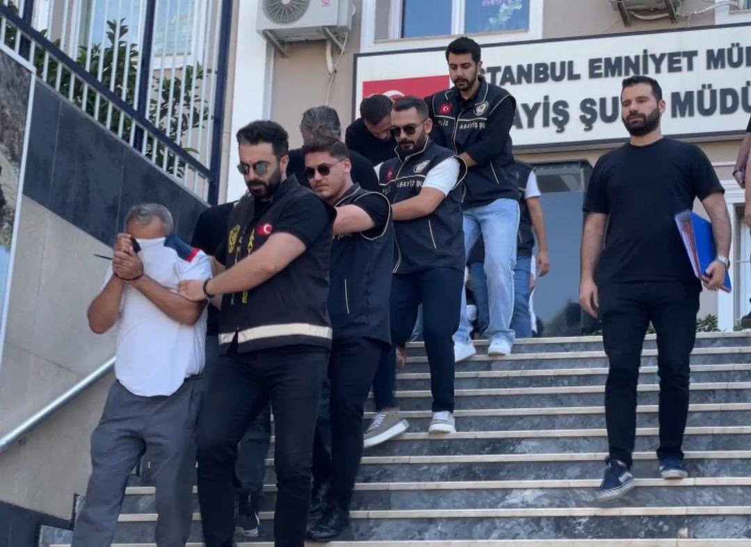 Ele geçirilen araçlar böyle sergilendi! İstanbul da milyonlarca liralık otomobil vurgunu: İstanbul Emniyet Müdürlüğü düğmeye bastı 9