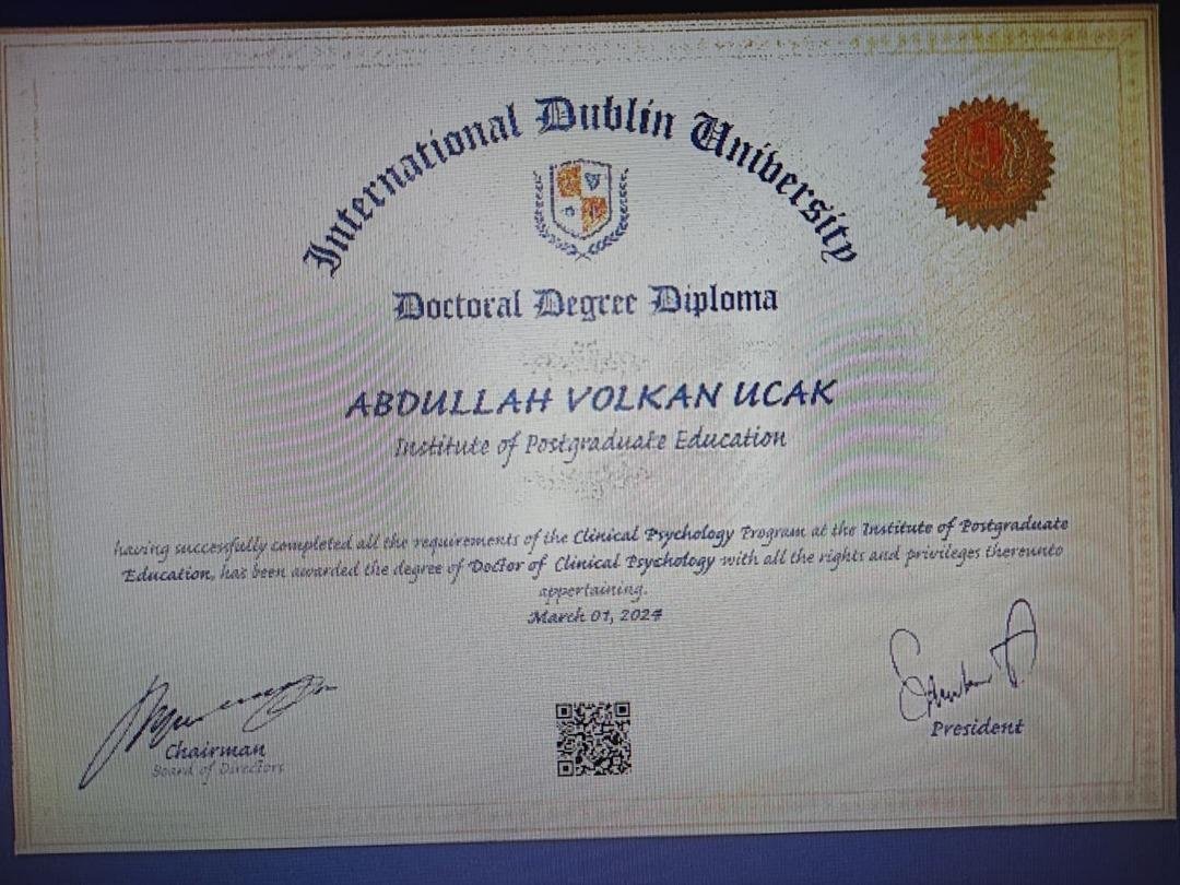 Seans görüntüleri gündem oldu!  Sahte psikolog  iddialarından sonra sessizliğini bozdu: 