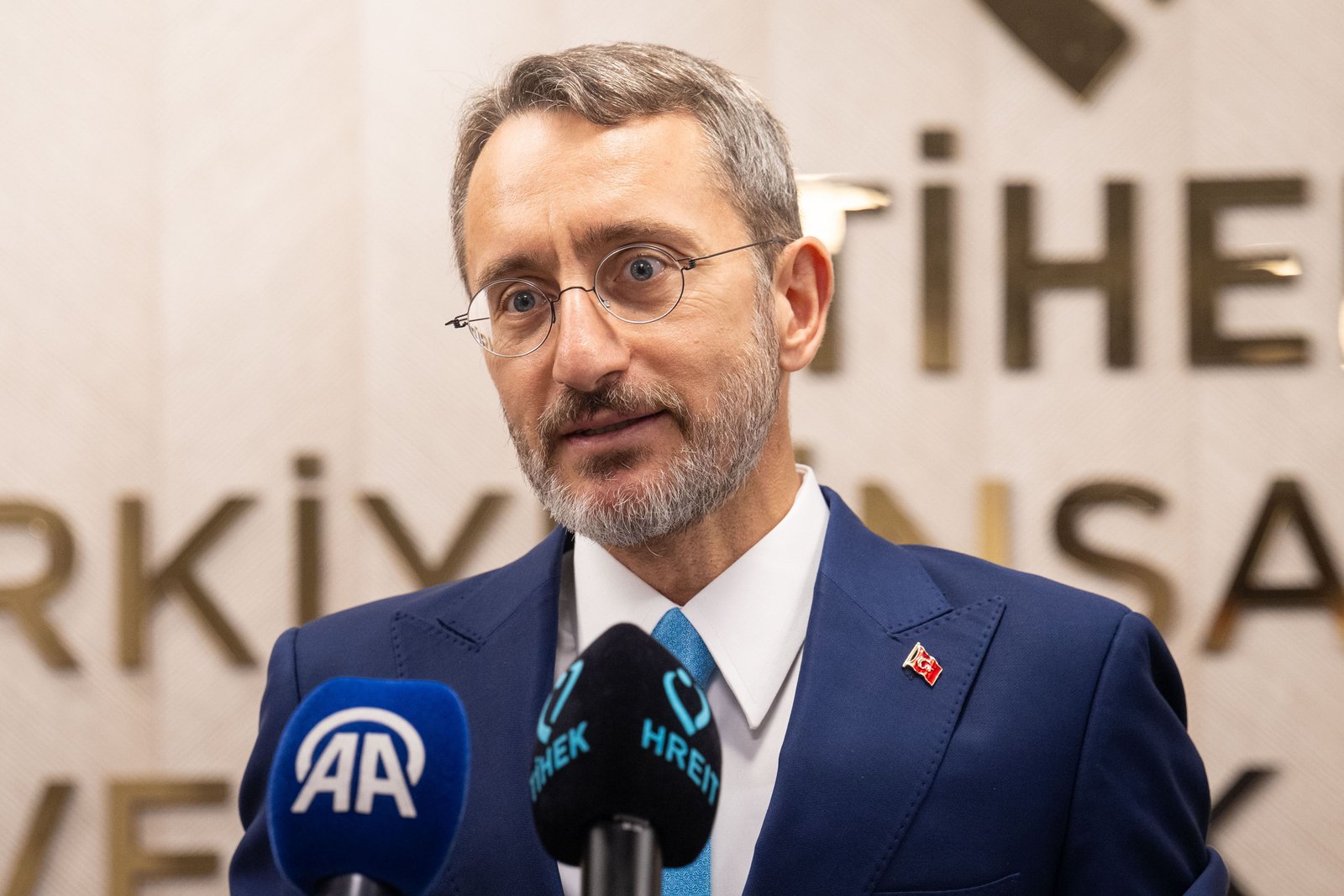 aa-20250807-38766746-38766741-tihek-baskani-altun-insan-haklari-ve-esitlik-hukuku-sertifika-toreninde-konustu-min.jpg