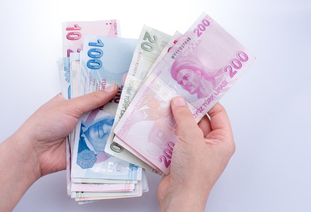 Milyonları ilgilendiren zam görüşmelerinde gözler 12 Ağustos ta! Kamu işçisini örnek verdi:  Altında kalan bir teklif olursa...  4