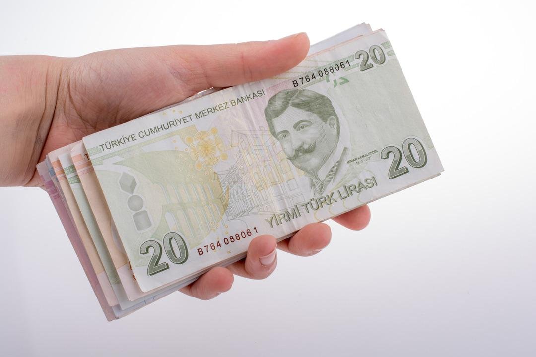 Milyonları ilgilendiren zam görüşmelerinde gözler 12 Ağustos ta! Kamu işçisini örnek verdi:  Altında kalan bir teklif olursa...  6