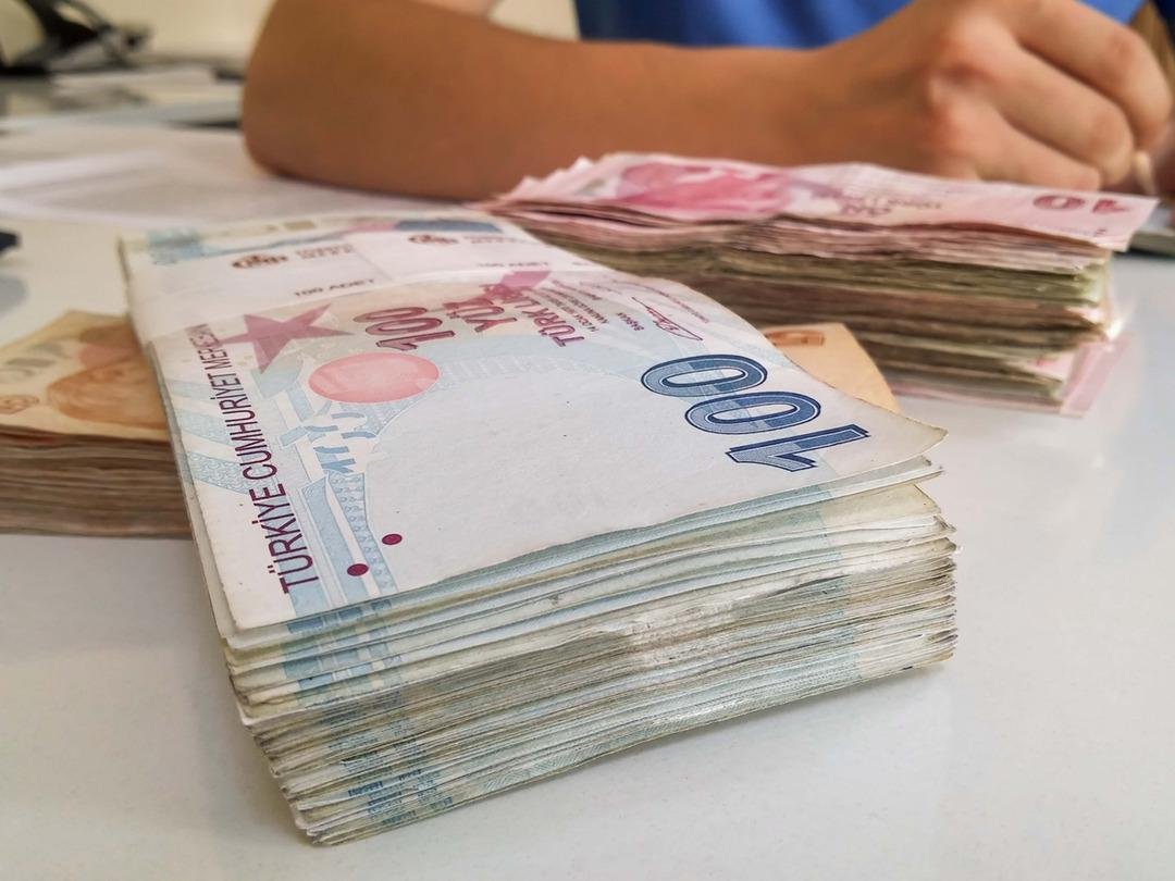 Milyonları ilgilendiren zam görüşmelerinde gözler 12 Ağustos ta! Kamu işçisini örnek verdi:  Altında kalan bir teklif olursa...  8