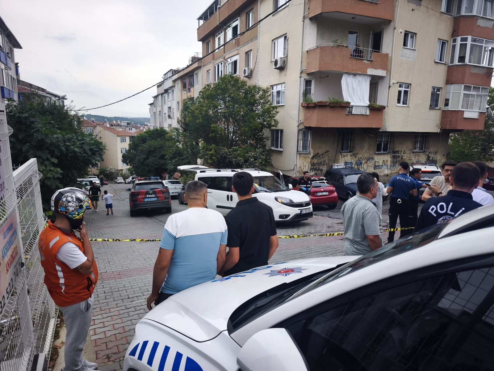 istanbul-eyupsultanda-aracina-binerke-857208-254308.jpg