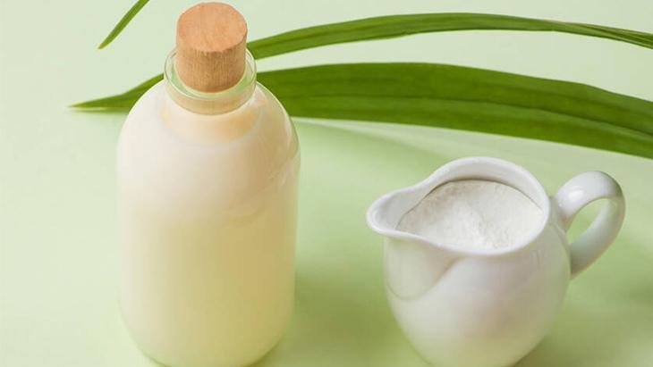 Bu tarif kuru ciltlerin gözdesi Pirincin de sütü var, yüzü kaymak gibi yapıyor