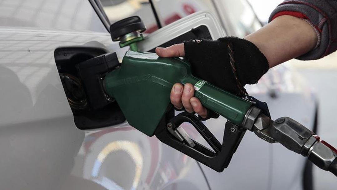 Akaryakıta gece yarısı zam geldi! Araç sahiplerini üzecek haber: Benzin, motorin ve LPG...(27 Ağustos 2025) 2