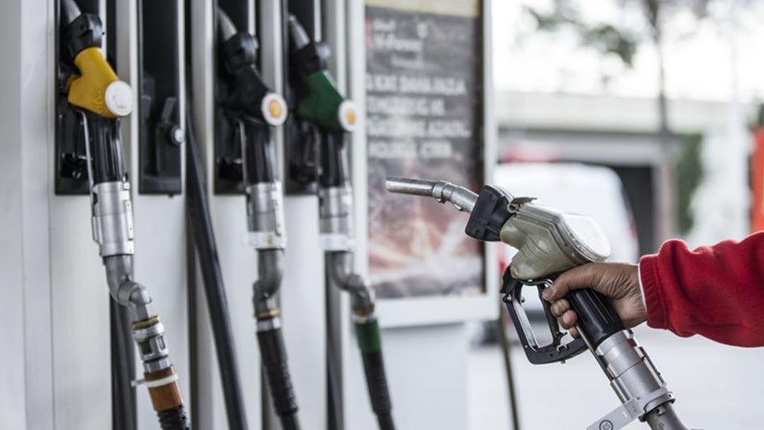Akaryakıta gece yarısı zam geldi! Araç sahiplerini üzecek haber: Benzin, motorin ve LPG...(27 Ağustos 2025) 3